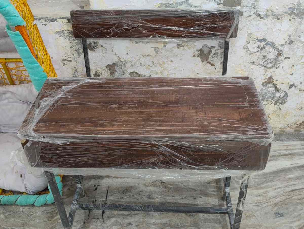 Ergonomic Computer Table - Jain Furniture Ajmer