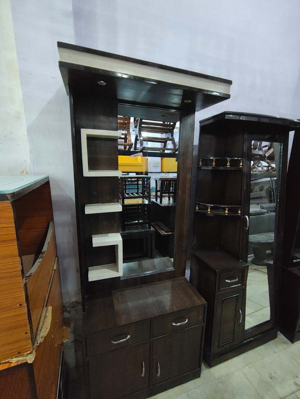 Classic Heritage Dressing Console - Jain Furniture Ajmer